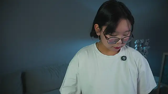 Chat +18 de RickiWeihe ao vivo