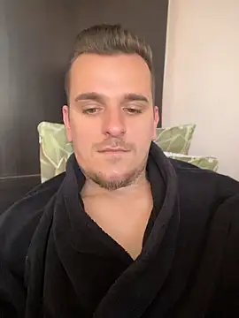 Huge_cock22cm Webcam show