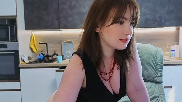 XXX chat uživo modela Katniss_K