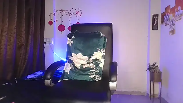 Black-Pearll's Webcam Show