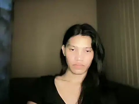 Pokazy przed kamerką – Yourgoddess_jayve