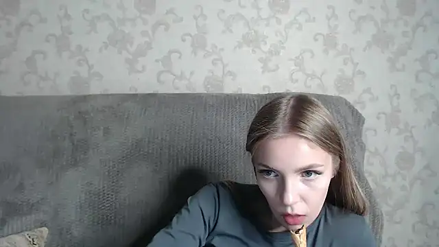 HitGyrl's Live XXX Chat