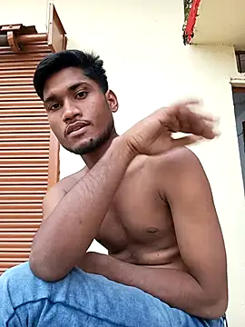 Krishna-10's Live XXX Chat
