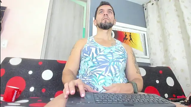 Chatroom XXX en direct de JULESLAKES