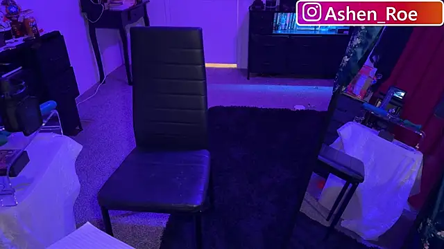 AshenRoe webkamerás műsora