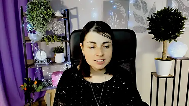MartaEdams' Live XXX Chat