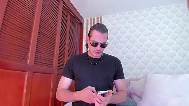 Cristian_blaze's Live XXX Chat