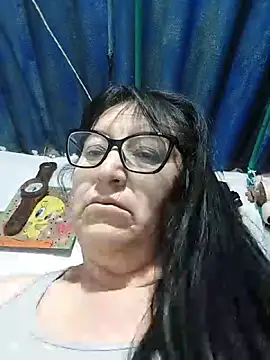 Chat +18 de clarita_01 ao vivo