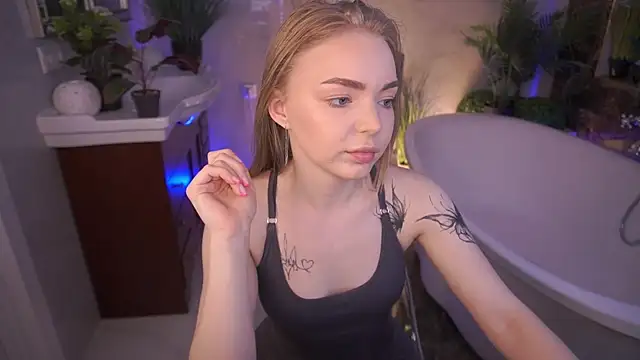 EmilySunshineS live XXX chat