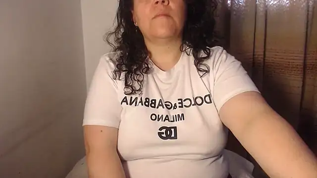 agathamiller01 élő XXX-chatje