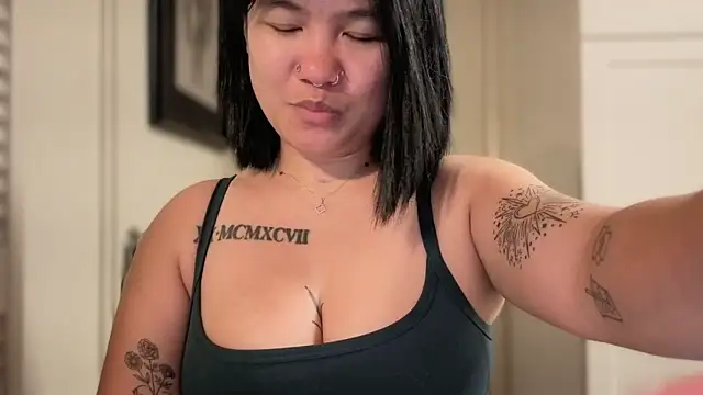 yourvibedealer – Kamerová šou