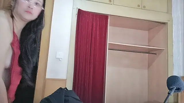 XXX chat uživo modela lymm78