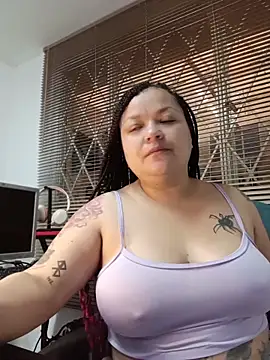 SweettSin live XXX chat
