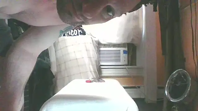 DisTightAss' Webcam Show