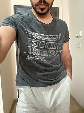 Horny_man5 Show in webcam