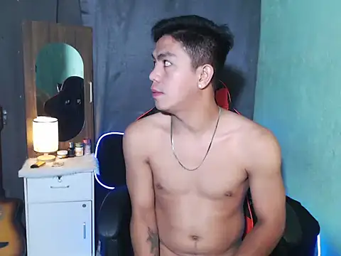 Hunky_paul live XXX chat