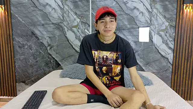 عرض كام NoahWalker__
