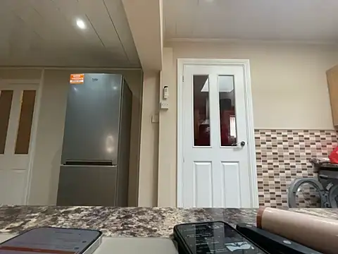 XXX chat uživo modela FoxyValentine