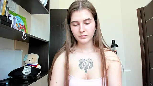 OhMyAlice Adlı Modelin Canlı XXX Sohbeti