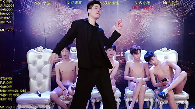 OUA-009 网络视讯表演