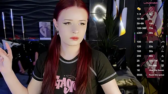 Lily_Moonlight Chat XXX in diretta