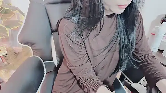 Bino119's Live XXX Chat