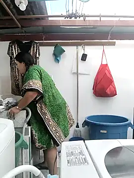 Pertunjukan Kamera Web Brenda_Berck_
