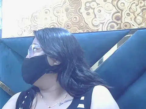 Fuckpussylickass' Live XXX Chat