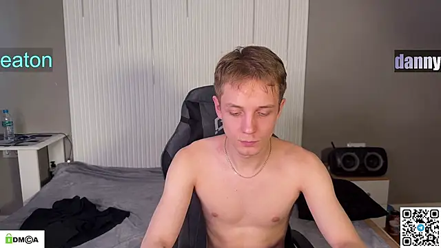 Eaton_'s Webcam Show