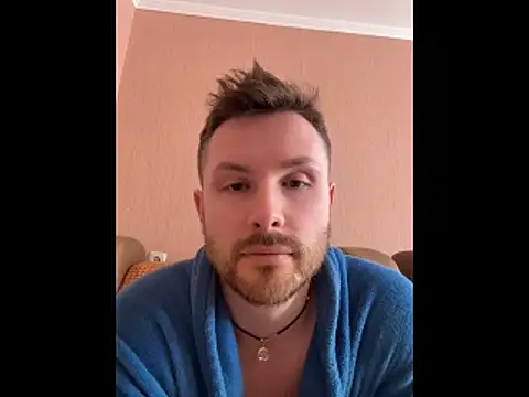 Show modela MartinBrandon na web-kameri