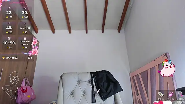 SkyeGabbyRose's Webcam Show