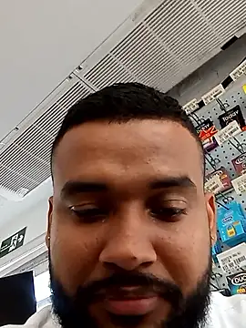 William1234-56 Show in webcam