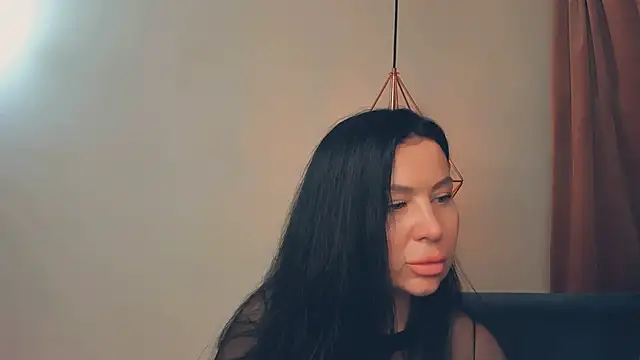 BrilliantGirll – Kamerová šou