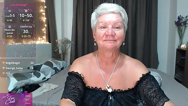 roxana_brooks: онлайн-секс-чат