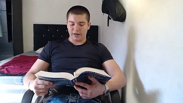 suckmydickbitch97 网络视讯表演