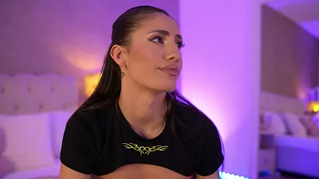 OhhAisha Live XXX Chat