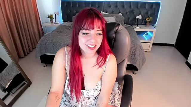 Chat XXX en directo de Blair_red_