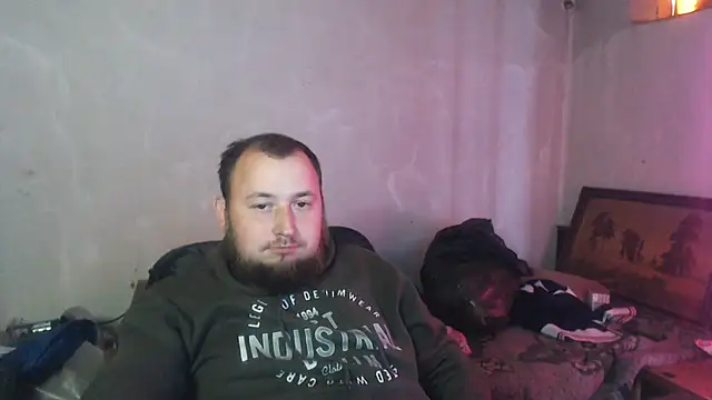 Show modela BIG-COCK-OMG na web-kameri