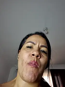 karla-bruni's Webcam Show