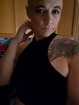 infinirose's Live XXX Chat