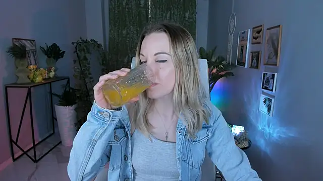 VireliaMoonfall élő XXX-chatje