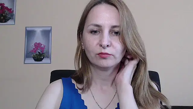 MilenaCharm Live XXX-Chat
