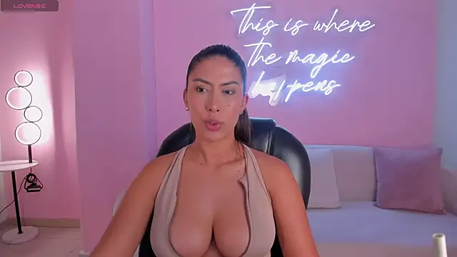 ArianaDumont Chat XXX live