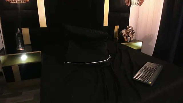 Lucio__Fox Pertunjukan Webcam