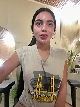 TS-SimplyTheBest Live XXX Chat
