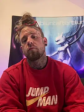 Smokebluntafterblunt Show in webcam