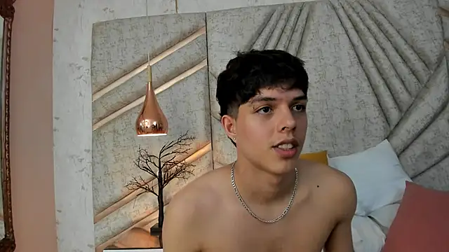 Chat XXX en directo de DamiaanXx