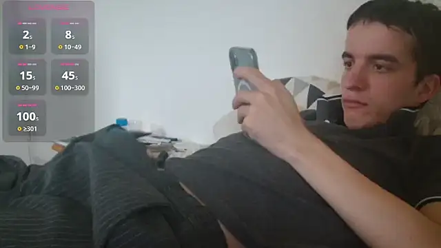 Tombgy07's Webcam Show