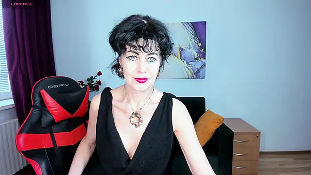 Silvia_Wallec Chat XXX in diretta