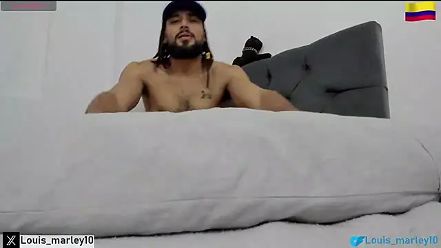 Louis_marley__ Adlı Modelin Canlı XXX Sohbeti